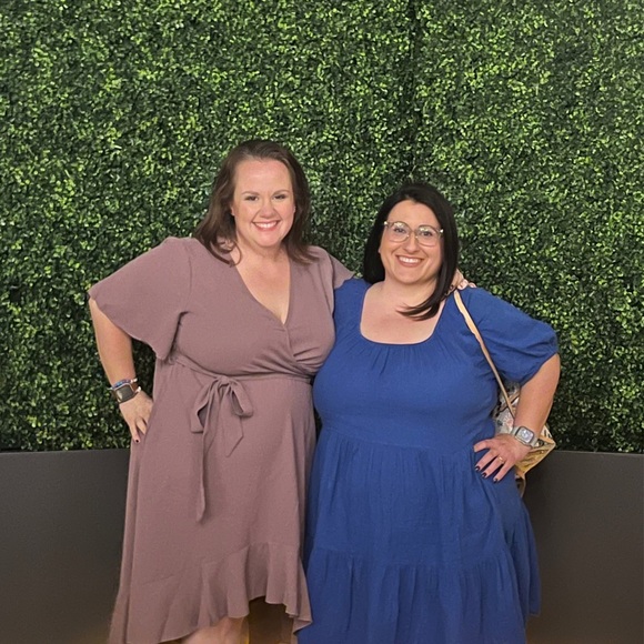 Meet your Posher, Tiffany - Picture 4 of 5